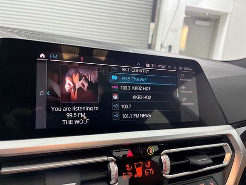 Used 2022 BMW 330e xDrive w/ Premium Package image 18