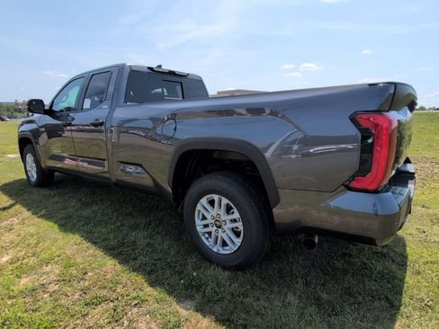 Used 2026 Toyota Tundra SR5 w/ SR5 Convenience Package AWD/4WD image 4
