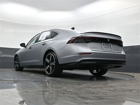 Used 2023 Honda Accord Sport image 31