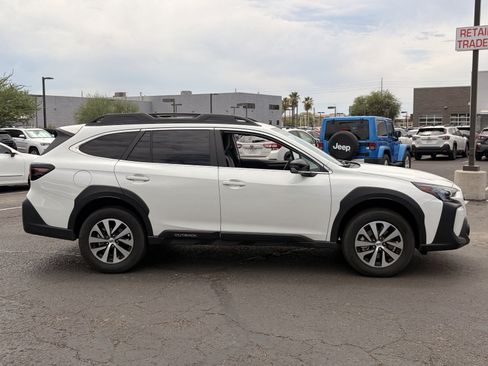 Certified 2025 Subaru Outback Premium AWD/4WD image 6