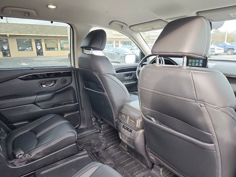 Used 2024 Honda Pilot EX-L image 29