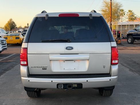 Used 2004 Ford Explorer Sport XLT image 7