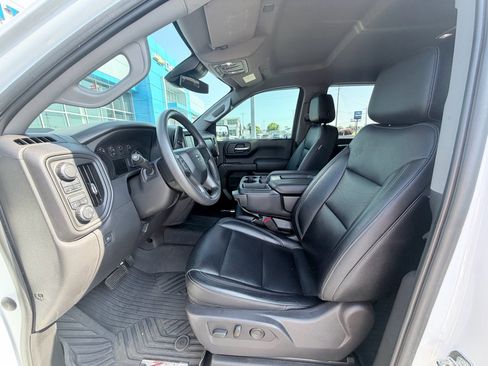 Used 2024 Chevrolet Silverado 1500 Custom Trail Boss w/ LPO, Dark Essentials Package AWD/4WD image 18