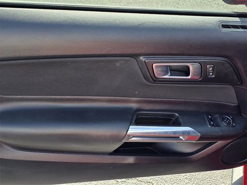 Used 2019 Ford Mustang GT w/ Equipment Group 301A image 15