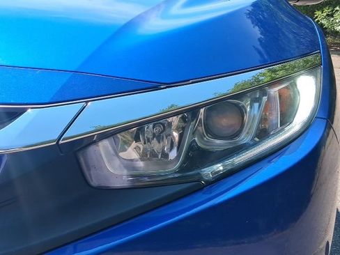 Used 2018 Honda Civic LX-P image 9
