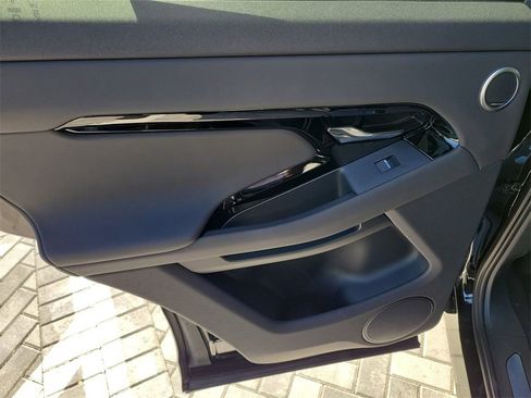 New 2026 Land Rover Range Rover Evoque Dynamic SE image 22