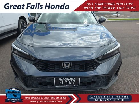 Used 2025 Honda Civic Sport image 4