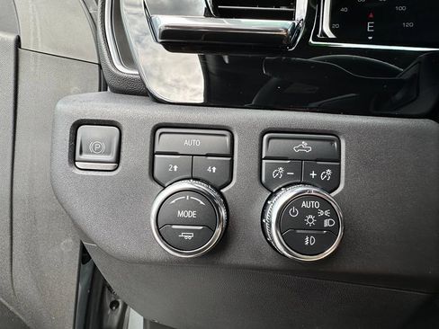 Used 2023 GMC Sierra 1500 Elevation AWD/4WD image 38