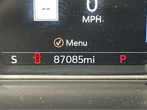 Used 2021 GMC Yukon SLT w/ SLT Luxury Plus Package image 30