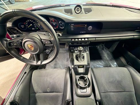 Used 2023 Porsche 911 GT3 image 15