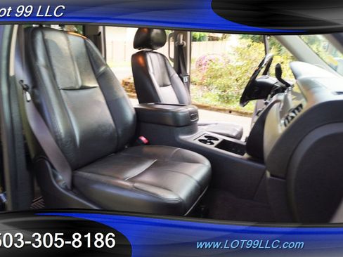 Used 2013 Chevrolet Silverado 3500 LTZ AWD/4WD image 18