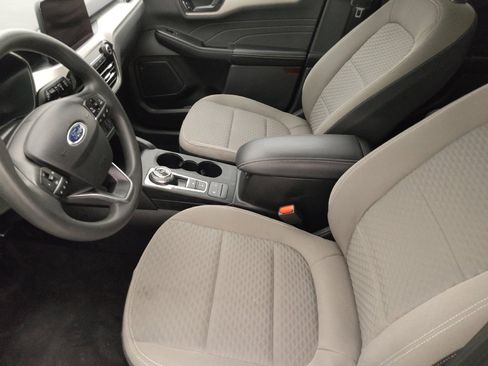 Used 2022 Ford Escape SE FWD image 17