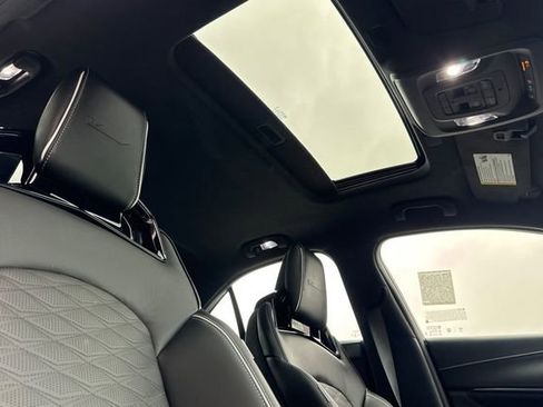 Certified 2024 Cadillac CT4 V Blackwing w/ Carbon Fiber 1 Package image 16