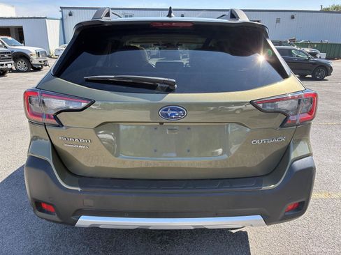 Used 2023 Subaru Outback Limited AWD/4WD image 6