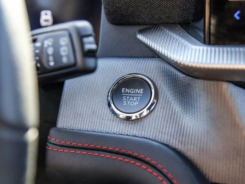 Used 2025 Ford Explorer ST image 32