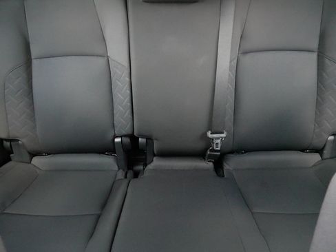 Certified 2025 Toyota Tacoma SR5 AWD/4WD image 13