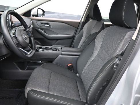 Certified 2023 Nissan Rogue SV AWD/4WD image 9