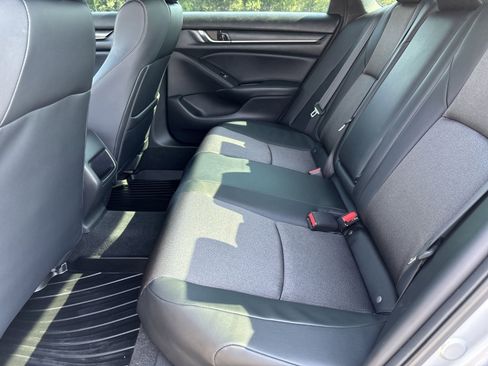 Used 2018 Honda Accord Sport image 22