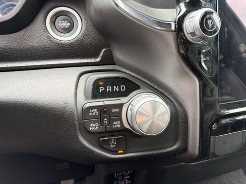 Used 2025 RAM 1500 Laramie AWD/4WD image 14