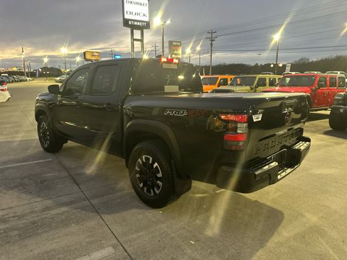 Used 2024 Nissan Frontier PRO-4X w/ Technology Package image 6