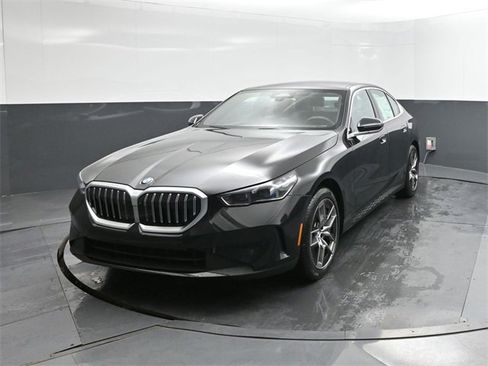 New 2026 BMW 530i 530i w/ Executive Package image 30
