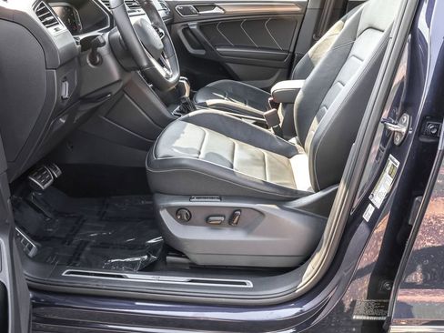 Used 2023 Volkswagen Tiguan SEL R-Line image 18