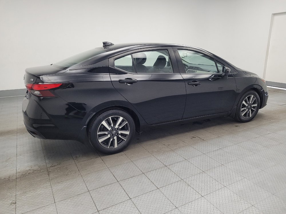 Used 2021 Nissan Versa SV FWD image 10