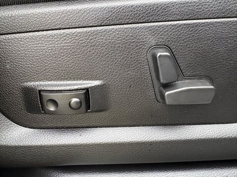 Used 2024 RAM 3500 Laramie w/ Bed Utility Group image 60