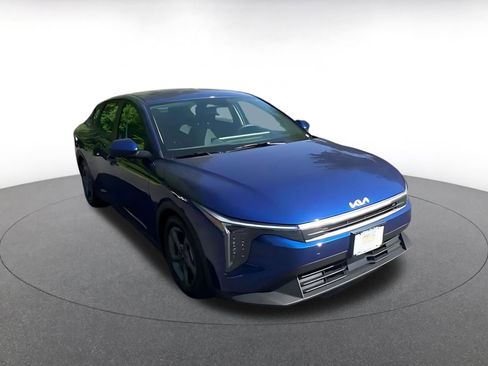 Used 2025 Kia K4 FWD image 16