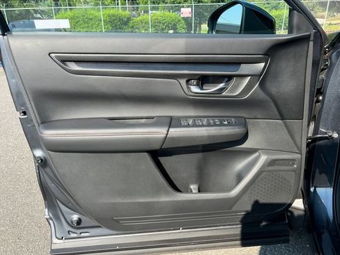 Used 2024 Honda CR-V Sport image 16