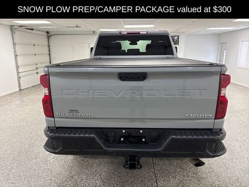 Used 2024 Chevrolet Silverado 2500 Custom w/ Custom Value Package image 7