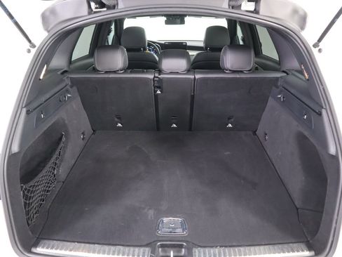 Certified 2022 Mercedes-Benz GLC 300 image 28