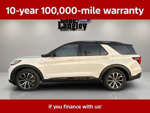 Used 2025 Ford Explorer ST-Line w/ Premium Package RWD image 1