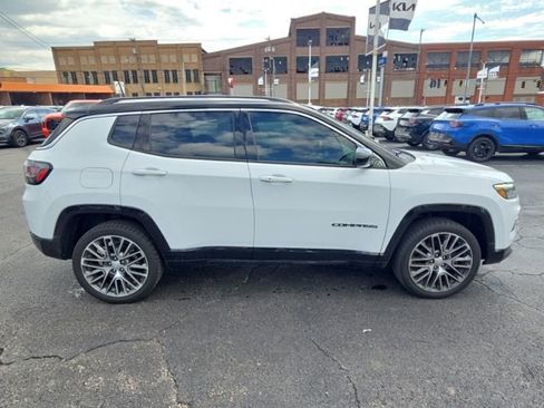 Used 2022 Jeep Compass Limited w/ Elite Group AWD/4WD image 8