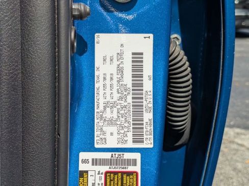 Used 2016 Toyota Tundra SR5 w/ SR5 Upgrade Package image 31