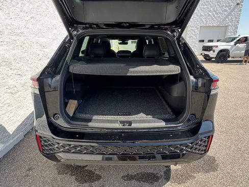 Used 2026 Volkswagen Tiguan SEL R-Line image 9