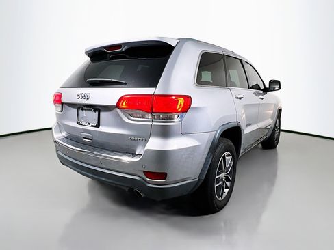 Used 2018 Jeep Grand Cherokee Limited image 4