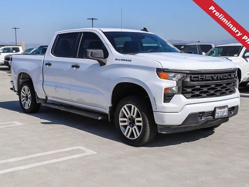 Used 2022 Chevrolet Silverado 1500 Custom RWD image 3