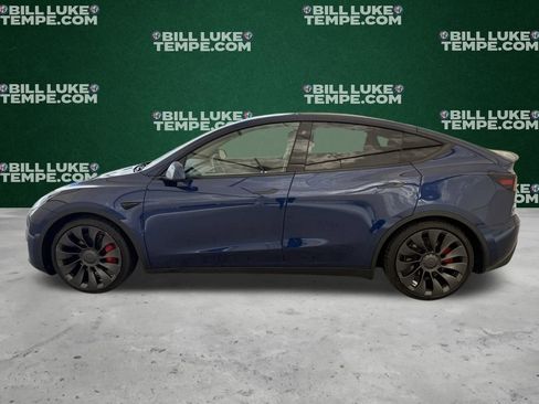 Used 2023 Tesla Model Y Performance image 9