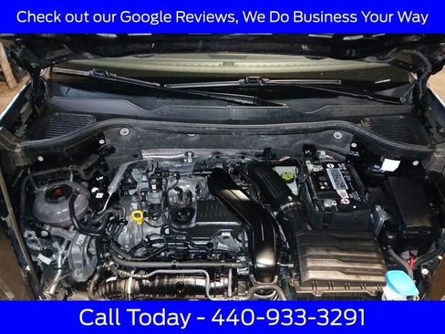 Used 2022 Volkswagen Taos S image 15