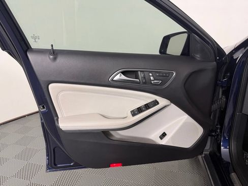 Used 2019 Mercedes-Benz GLA 250 4MATIC image 18