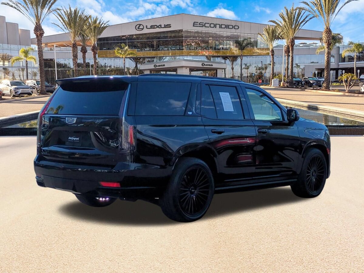 Used 2022 Cadillac Escalade Sport Platinum w/ Heavy-Duty Trailer Package AWD/4WD image 5