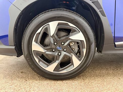 Used 2024 Subaru Crosstrek 2.5i Limited AWD/4WD image 28