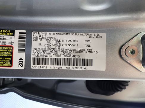 Used 2024 Toyota Tacoma SR5 AWD/4WD image 35