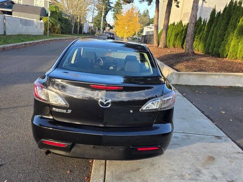 Used 2010 MAZDA MAZDA3 i SV image 5