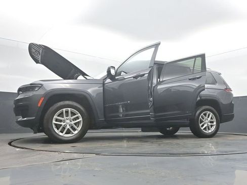 Used 2022 Jeep Grand Cherokee L Laredo w/ Luxury Tech Group I image 61