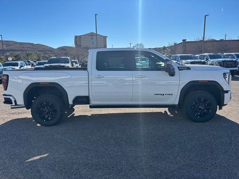 New 2026 GMC Sierra 3500 AT4 w/ AT4 Premium Plus Package image 4