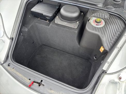 Used 2004 Porsche 911 Carrera 4S image 17