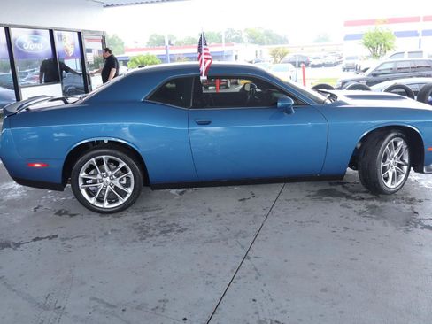 Used 2022 Dodge Challenger GT AWD/4WD image 4