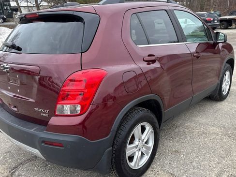 Used 2016 Chevrolet Trax LT w/ LT Convenience Package image 4